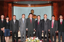 Đoàn đại biểu ĐCS Trung Quốc thăm và làm việc tại Việt Nam